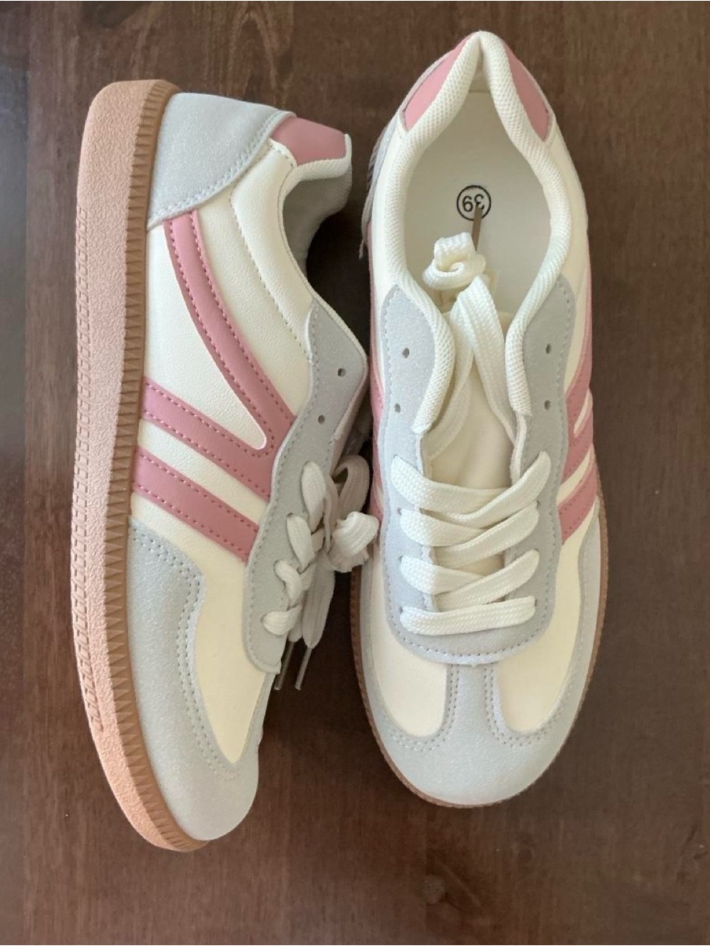 Lucky Brand Cream and Pink Retro-Style Sneakers - Picture 3 of 4